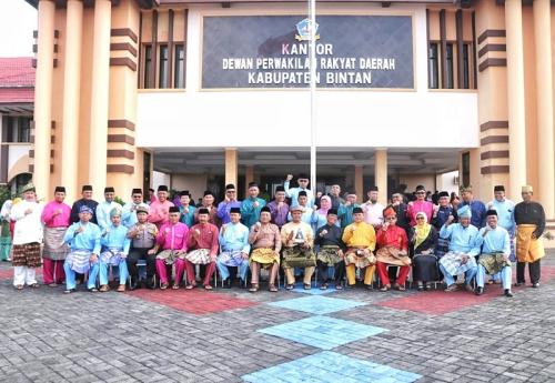 Upacara Peringati Hari Jadi Provinsi Kepri di Bintan, Apri Minta Pegawainya Bisa Posisikan Diri Seusai Porsi